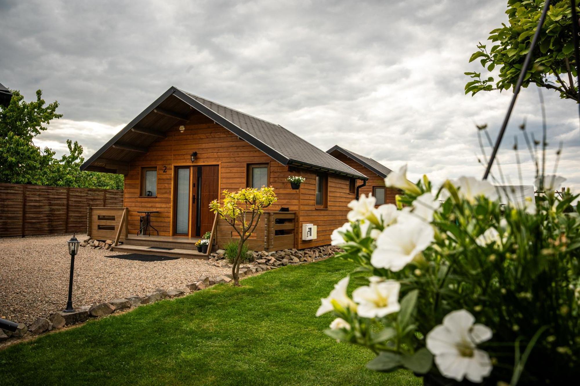 Relax Domki Zator Exterior photo